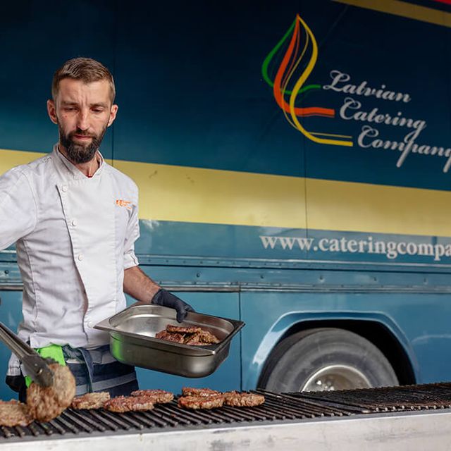 izbraukuma banketi Pancars 7