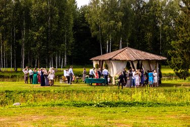 Izbraukuma banketi Kāzas Springšļu dzirnavās 40