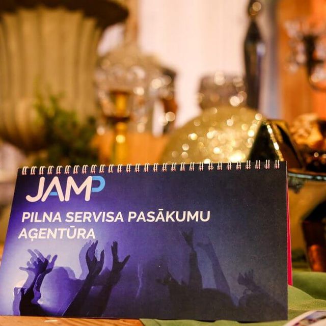 galda klāšana dzimsānas dienai 4