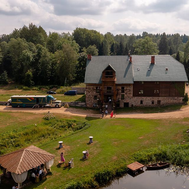 Izbraukuma banketi Kāzas Springšļu dzirnavās 43