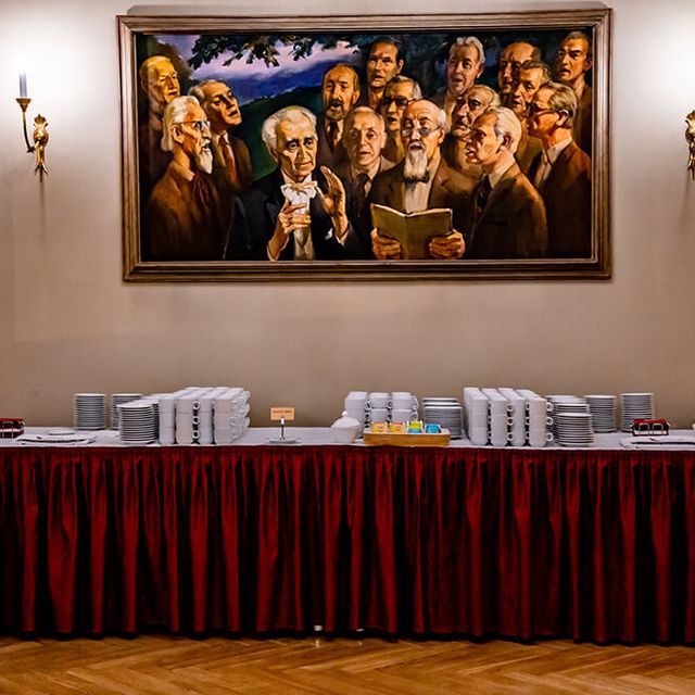 Banketa galdu klāšana 8