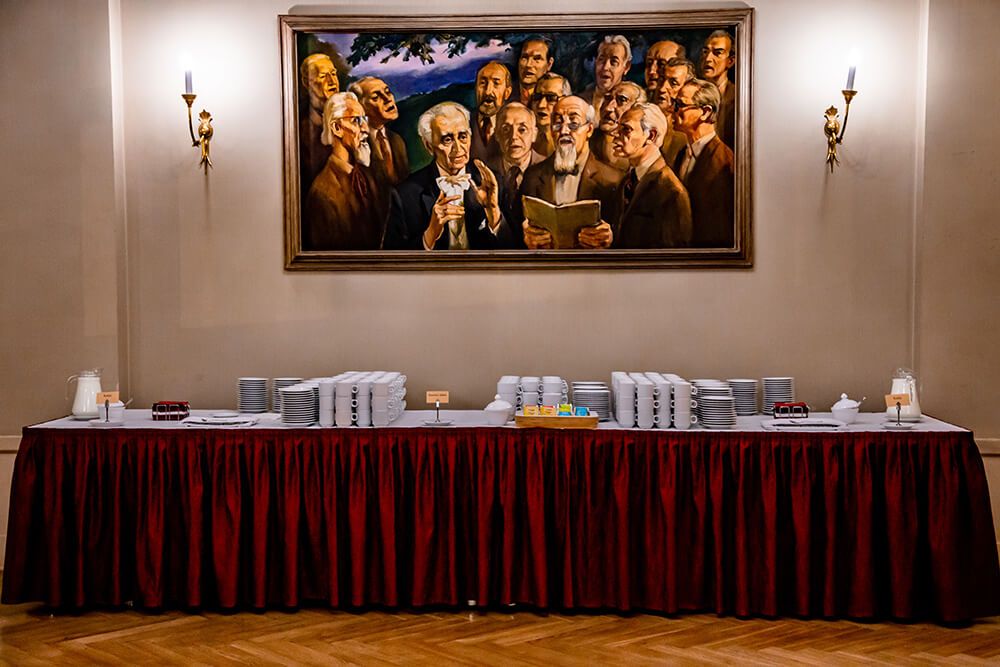 Banketa galdu klāšana 8