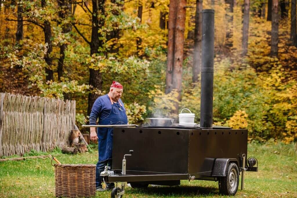 Pārvietojamie plova katli izbraukuma banketi 3