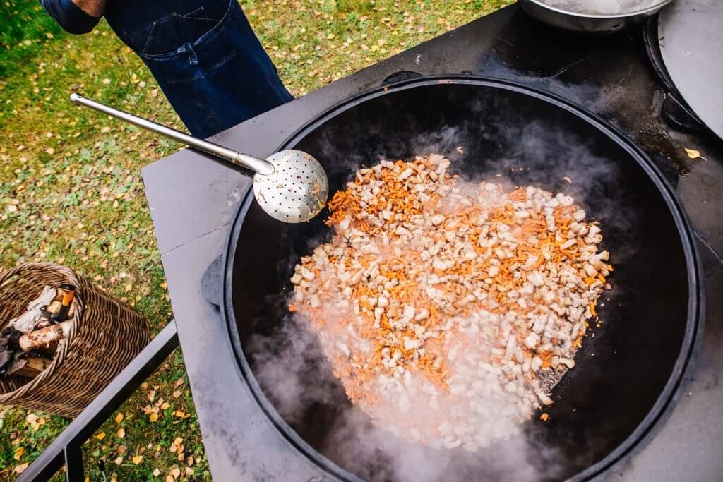 Pārvietojamie plova katli izbraukuma banketi 8